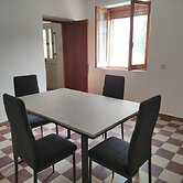 House 20 Minutes From the sea