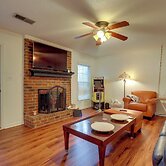 Quiet Marietta Townhome ~ 5 Mi to The Battery!