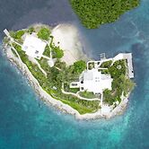 Middle Cay Estate 7 Bedroom Estate