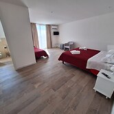 Room-triple Double Room