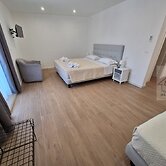 Room-triple Double Room