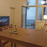 170sqm With Private Garden, 9 Bedrooms, 2 Kitchens