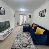 Near City - 3BR - 2 Bath - Sleeps 9 - Parking