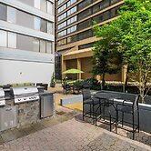 Work + Rest in DC Apartments