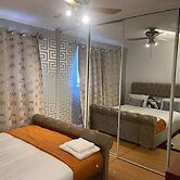 Basildon 3 Bedroom - Free Parking, Private Garden