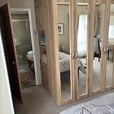 Edinburgh Lodge-sleeps 6-pet Friendly-beach&views