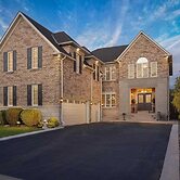 Affluent Guest House