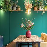 Mue Cubes - Capsule Hotel