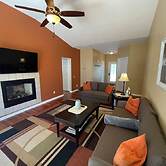 Relaxing Ranch With 1 King and 2 Queens Fast Wifi