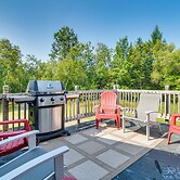 Mountain-view Maine Cabin: Ski, Hike & Bike!
