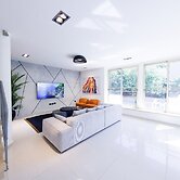 HaSharon Tranquil Villa by Sea N' Rent