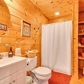 Riverfront Rutherfordton Retreat w/ Fire Pit!
