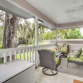 Half-mi to Riverwalk: Charming Sanford Retreat!