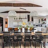 Sunnyside Sanctuary 3 Bedroom Home by RedAwning