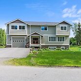 Moose Meadow 5 Bedroom Home by RedAwning