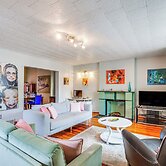 Walk to Highland Park: Artsy Pittsburgh Retreat!