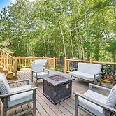Pembine Cabin w/ Expansive Yard, Fire Pit & Grill!