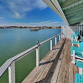 Pelican B'reef by Miss Kitty’s