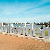 Elegant Apartment - Perfect Location Between the Coast and the City Ce