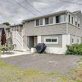Rockport Cottage w/ Patio - Steps to Beach!