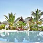 Kusini Beach Bungalows