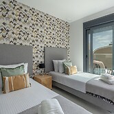 Luxury Apartment in Sunset Cliffs by Leo