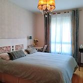 Piso con Piscina y Jardin Cerca de la Playa