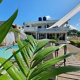 Sandy Bay Paradise Retreat - 7 Bedrooms