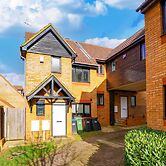 Tranquil Retreat in Milton Keynes