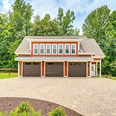 Serene Travelers Rest Apartment: 7 Mi to Downtown!