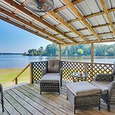 Waterfront Buster's Place on Hickory w/ Fire Pit