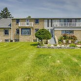Pet-friendly New Berlin Retreat w/ Patio & Yard!