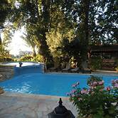 Room in Guest Room - Kritos Apartments-one Bedroom