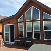 Ocean Front Cabin 11 w Jacuzzi Superb Views