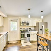 2 Mi to Lake Michigan: Pet-friendly Sawyer Apt
