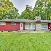 5 Mi to Warren Dunes - Secluded Sawyer Home!