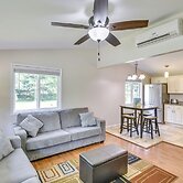 2 Mi to Warren Dunes: Sawyer Apartment w/ Deck!