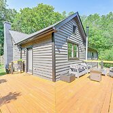 Cabin w/ Fire Pit - 7 Mi to Downtown Carrollton!