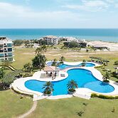 The Spacious Condo by Acomodo