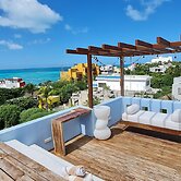 CASA REYES Stunning Rooftop Oceanview