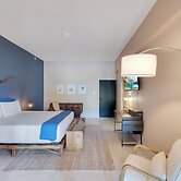 Aguadilla Surf Lodge