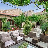Arsorama Village Homes