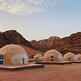 Moon life in Wadi Rum