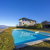 Suite on The Lake in Meina