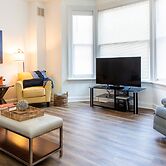 Chic 1br/1ba Midtown Apartment 1 Bedroom Apts by RedAwning