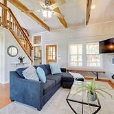 Dog-friendly Cabin w/ Fire Pit in Johnson City!