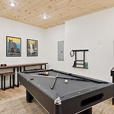 Brand New Private Pool Theater Game Room