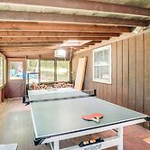 Berkshire Hideaway w/ Fire Pit & Playground!