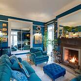 Luxury Georgian Country House With Hot Tub
