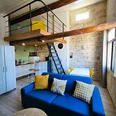 Place du March - Premi re Conciergerie